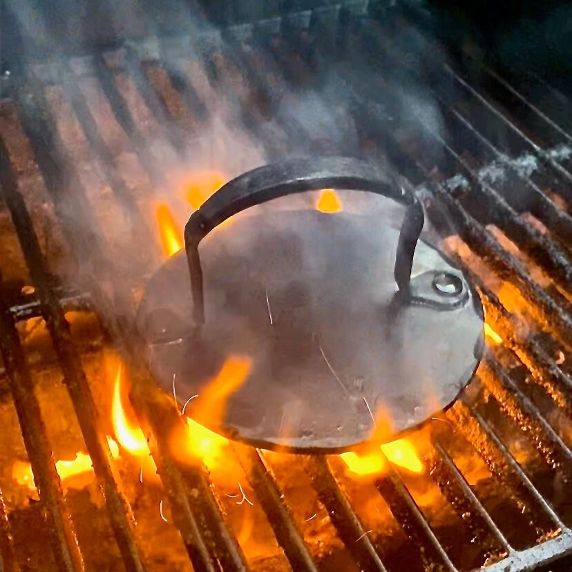 Heavy duty carbon steel smash burger press