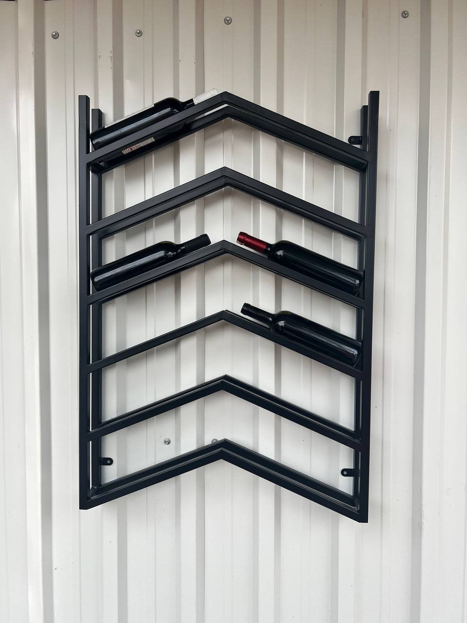 Wine Lover's Dream: Wall-Mounted Metal Wine Rack Wine Racks