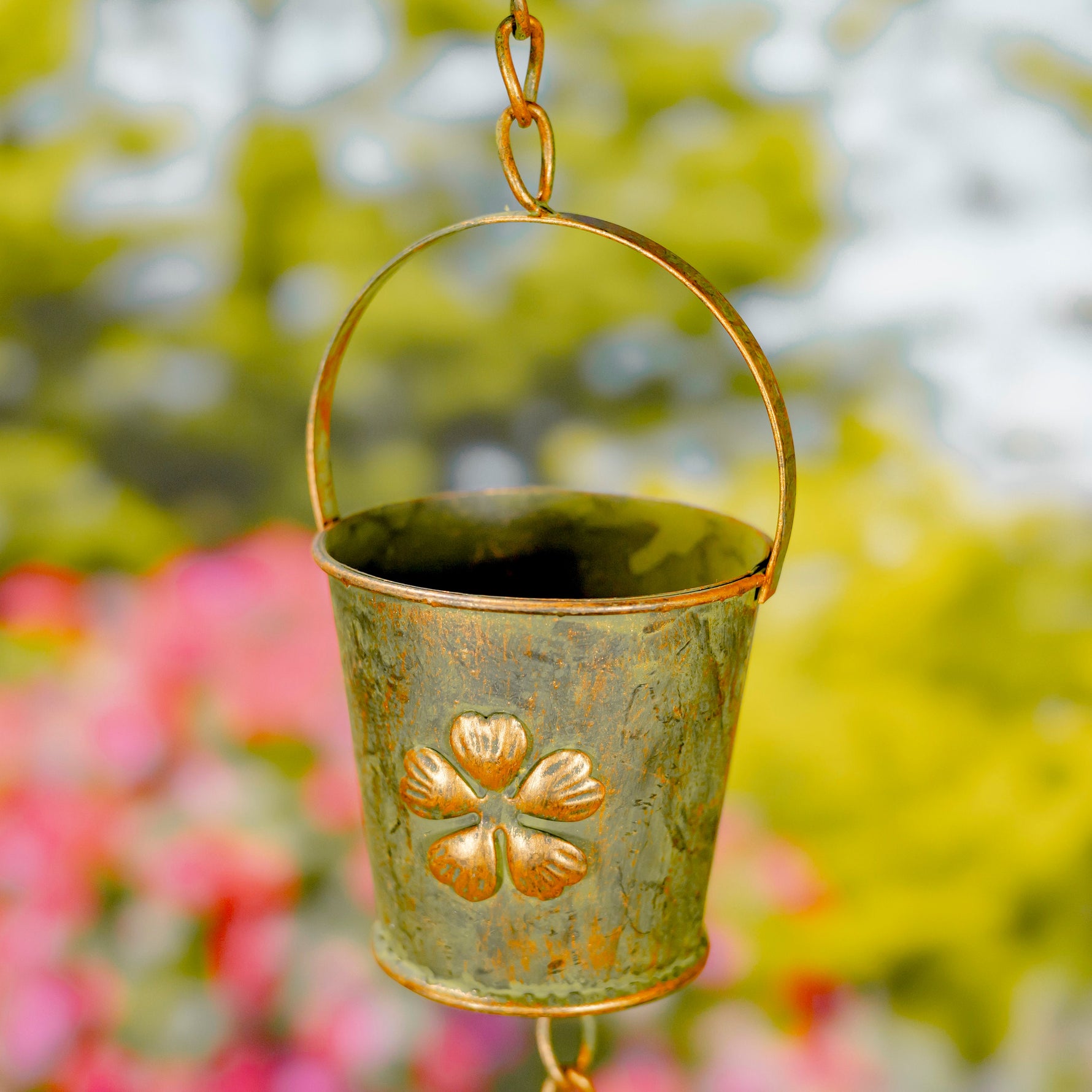 Daisy Bucket Rain Chain Rain Chains