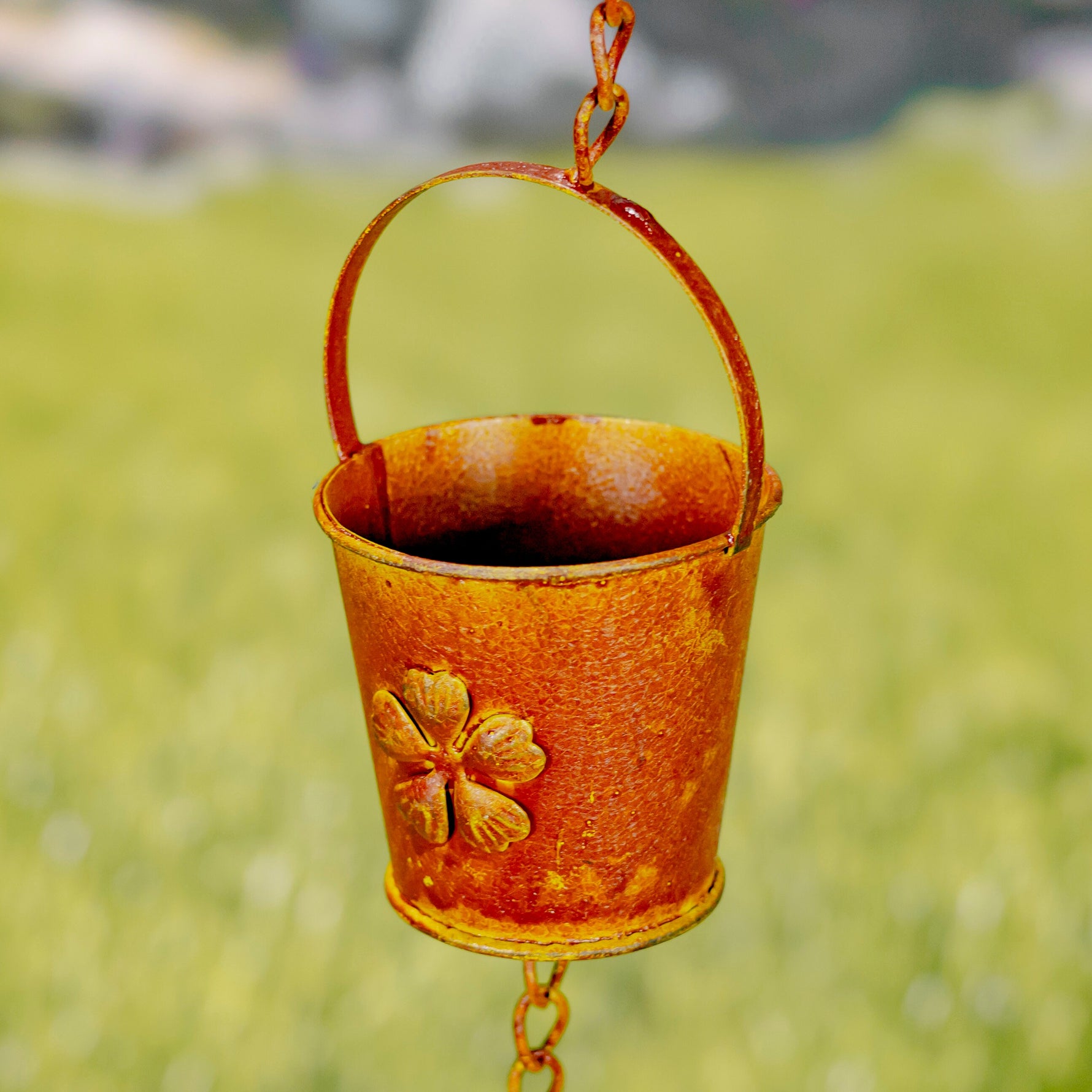 Daisy Bucket Rain Chain Rain Chains