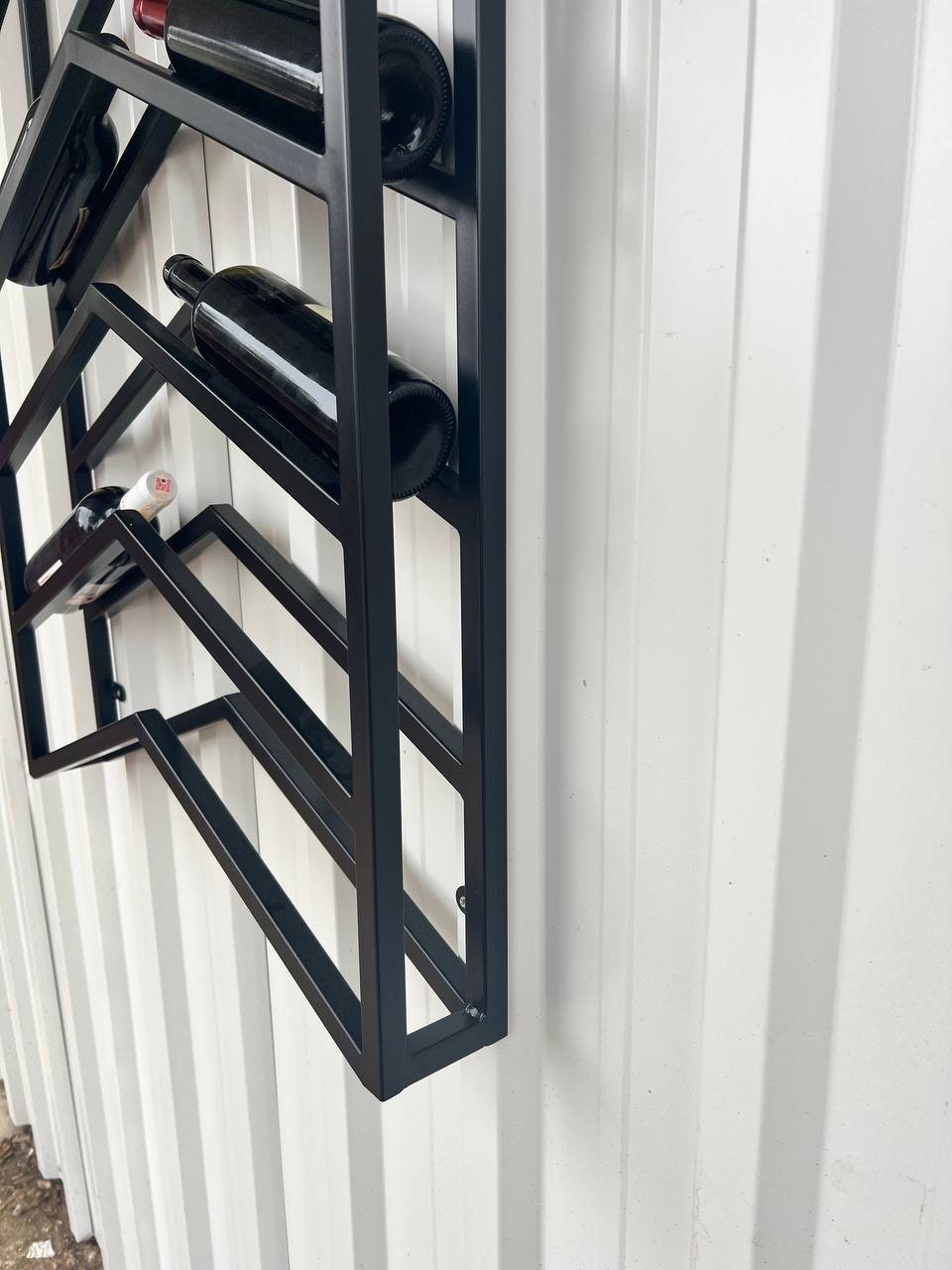 Wine Lover's Dream: Wall-Mounted Metal Wine Rack Wine Racks