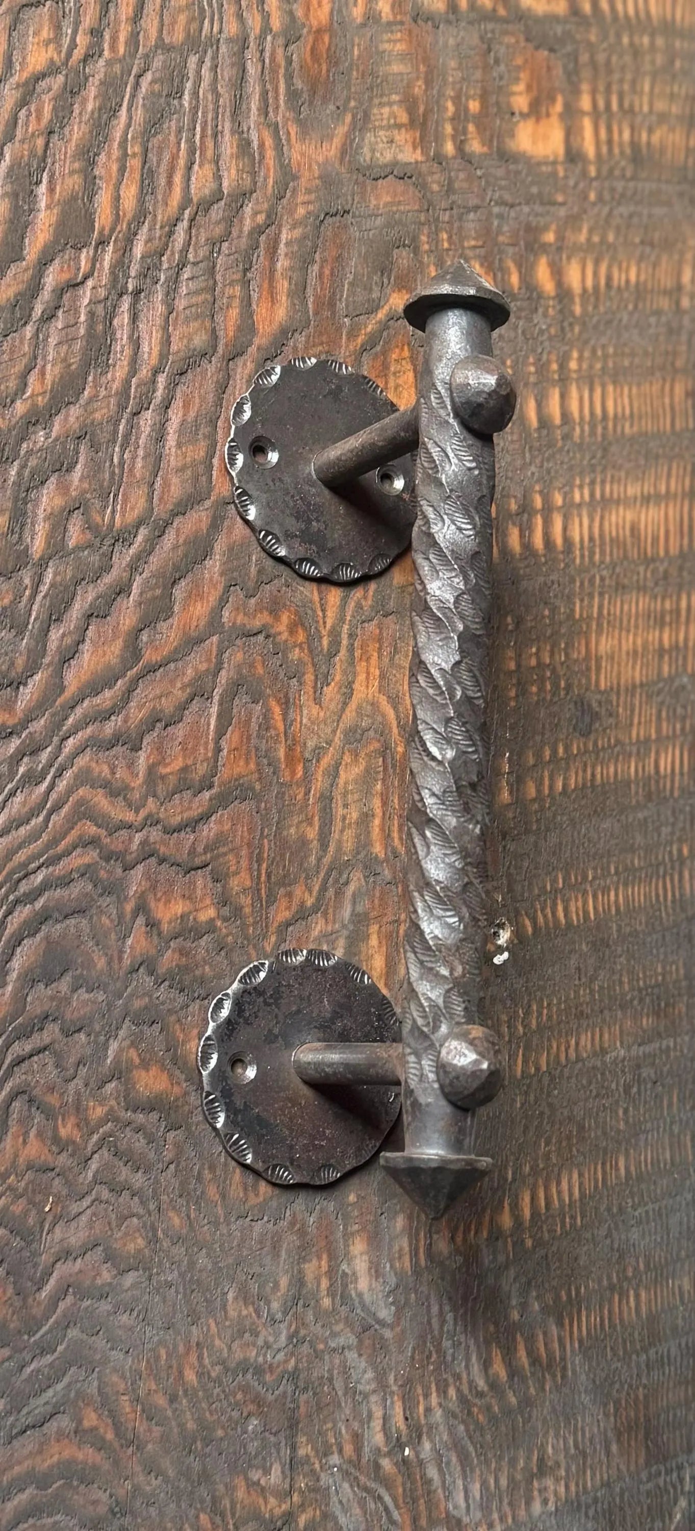 Leaf Pattern Iron Door Pull