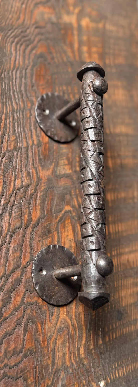 Puzzle Iron Handle