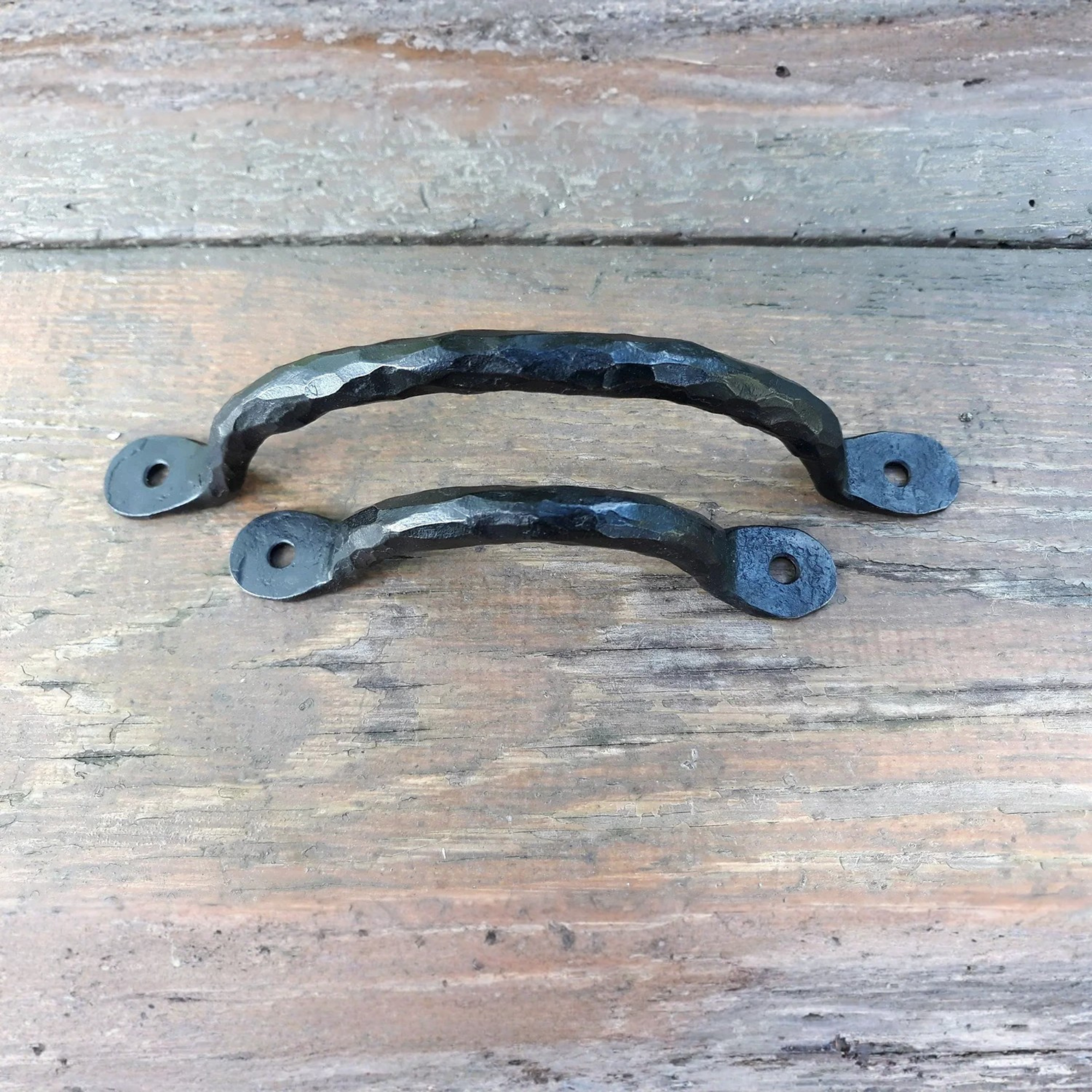 Manija de gabinete de hierro forjado a mano Tirador de cajón forjado Estilo rústico de granja 