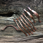 Très petites poignées de tiroir en cuivre massif forgées à la main délicates