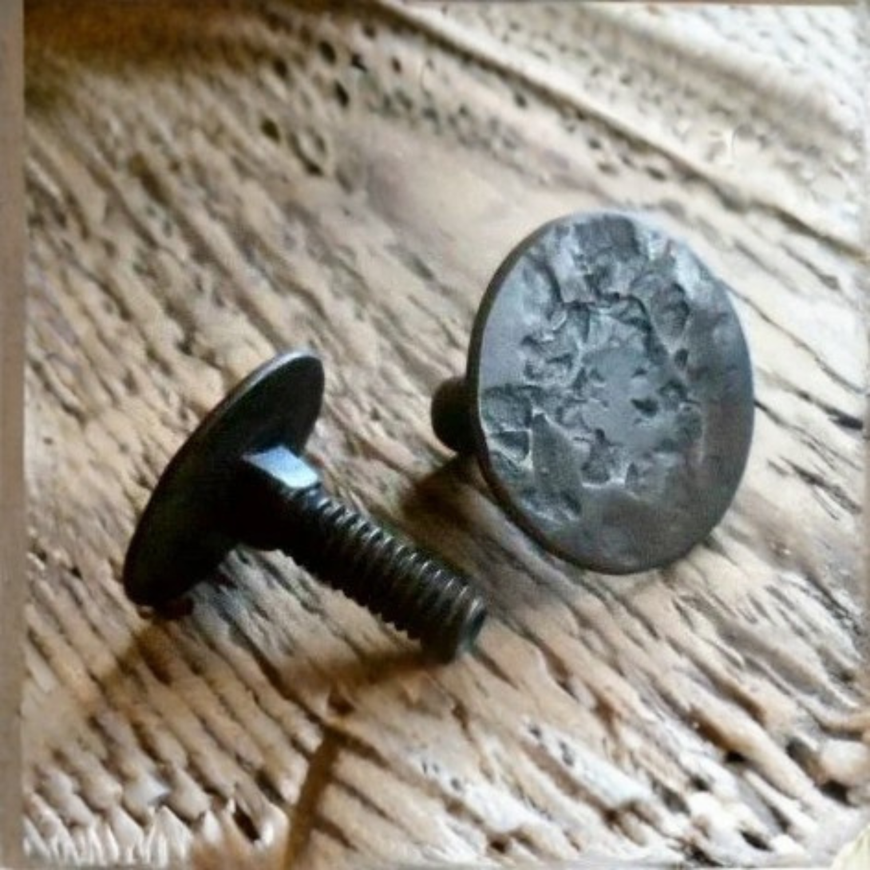 Perno de cabeza plana envejecido de 1/4