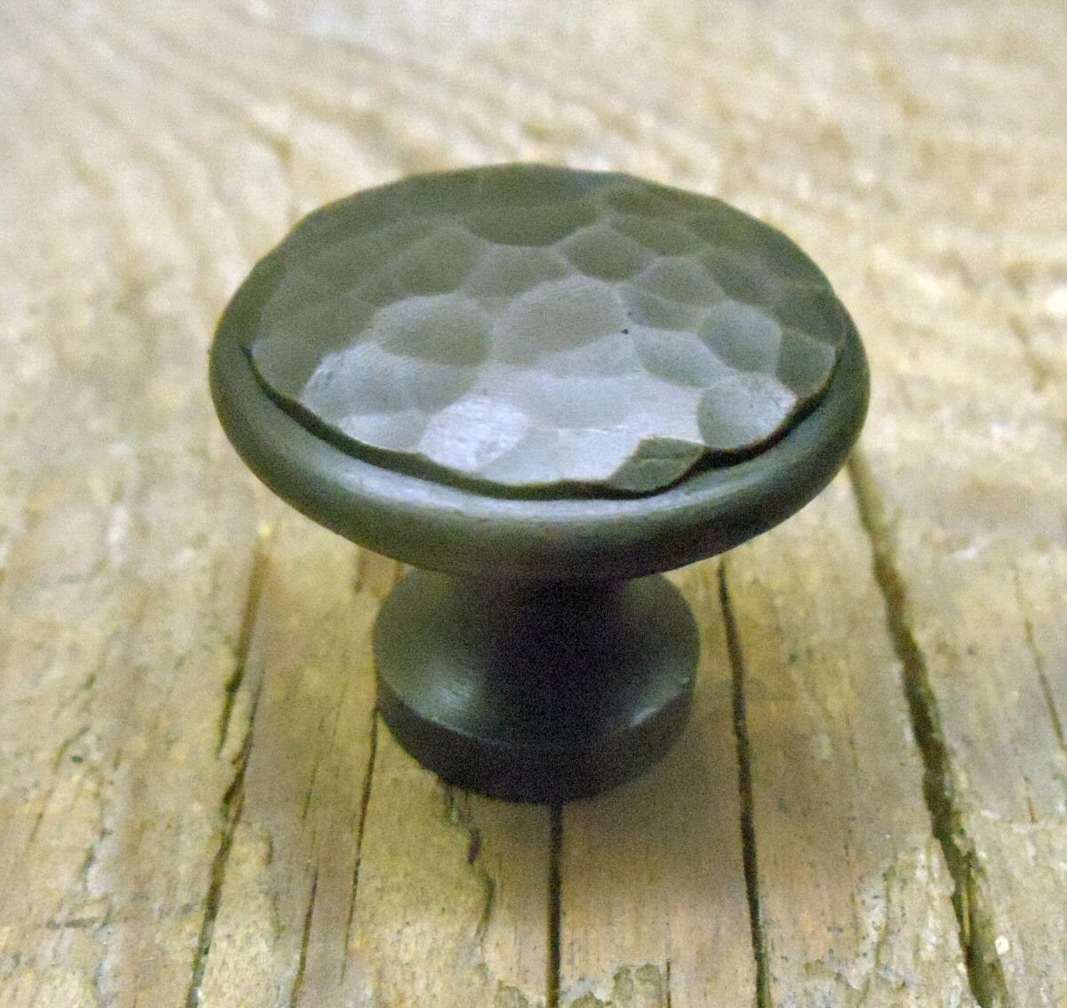 HCK-01 Round Hammered Cabinet Knob
