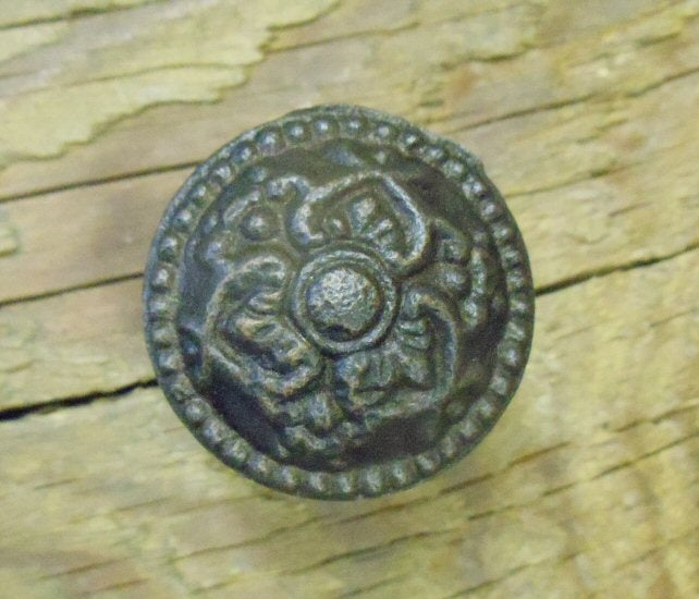 HCK-25 Embossed Round Cabinet Knob