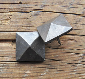 1 1/4" Square Hammered Pyramid Head Clavo - Wrought Iron Bulk Box (60) - Old West Iron