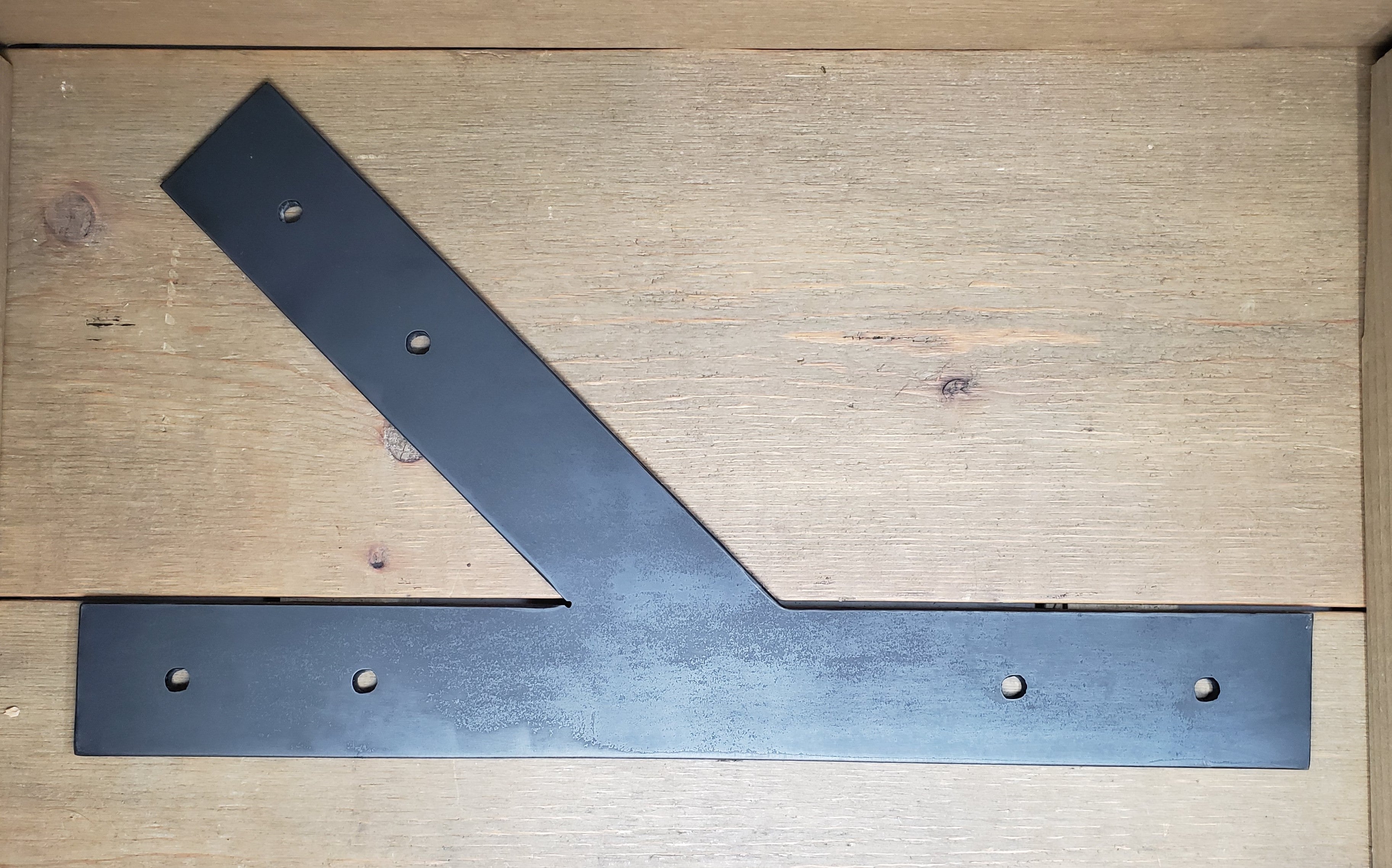 Plain Straight Iron Gable Thru Plate