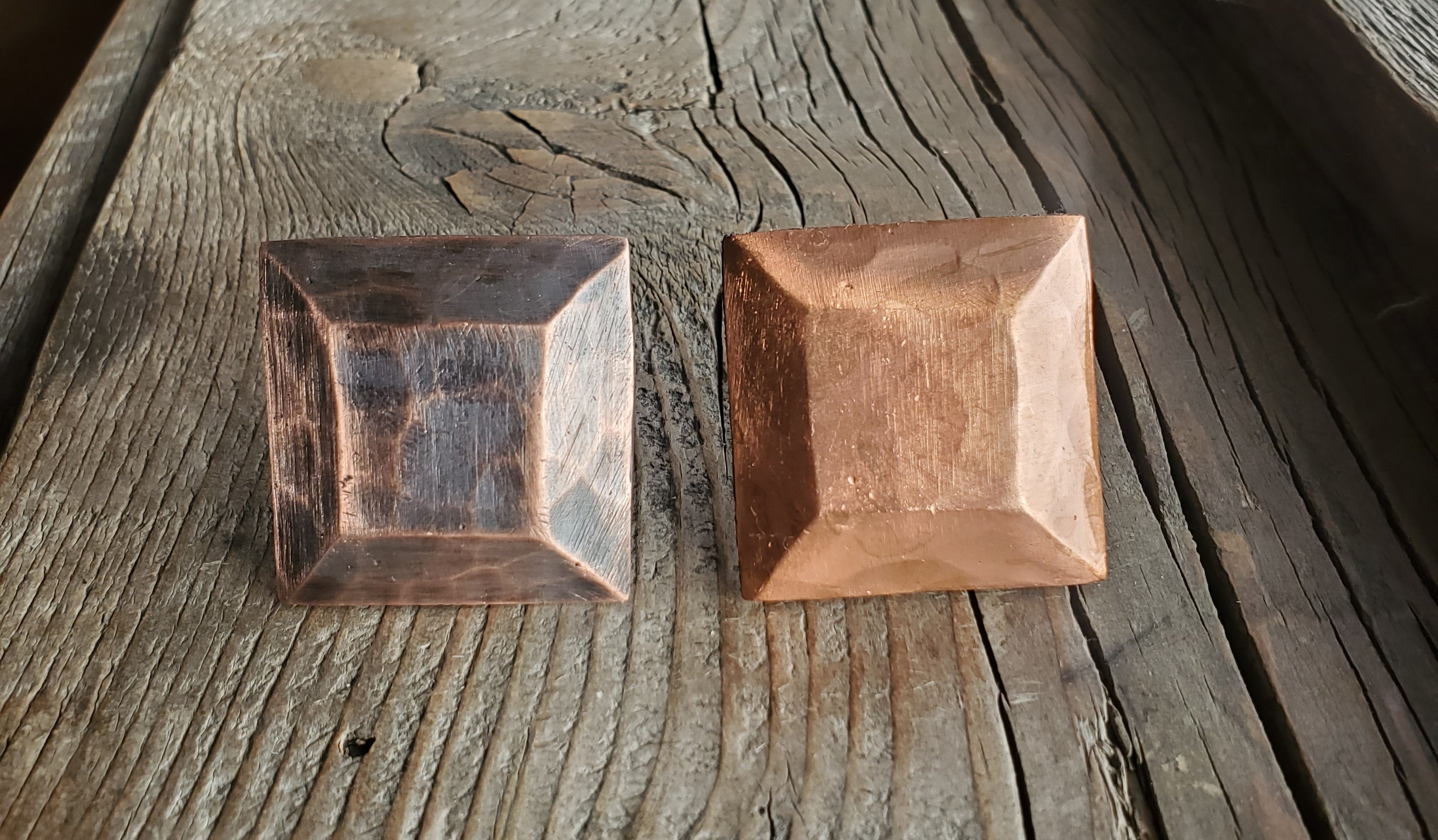 1 1/2" Square Plateau Hammered Copper Head Clavo / Decorative Nail Head Nails Clavo