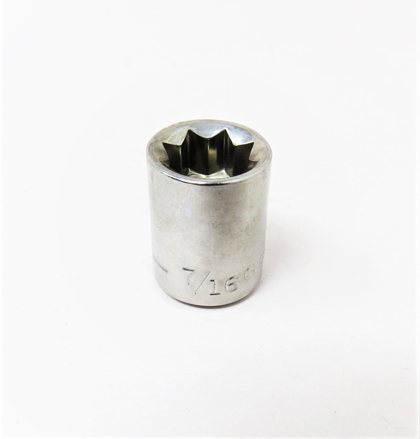 7/16" 8 - Point Socket