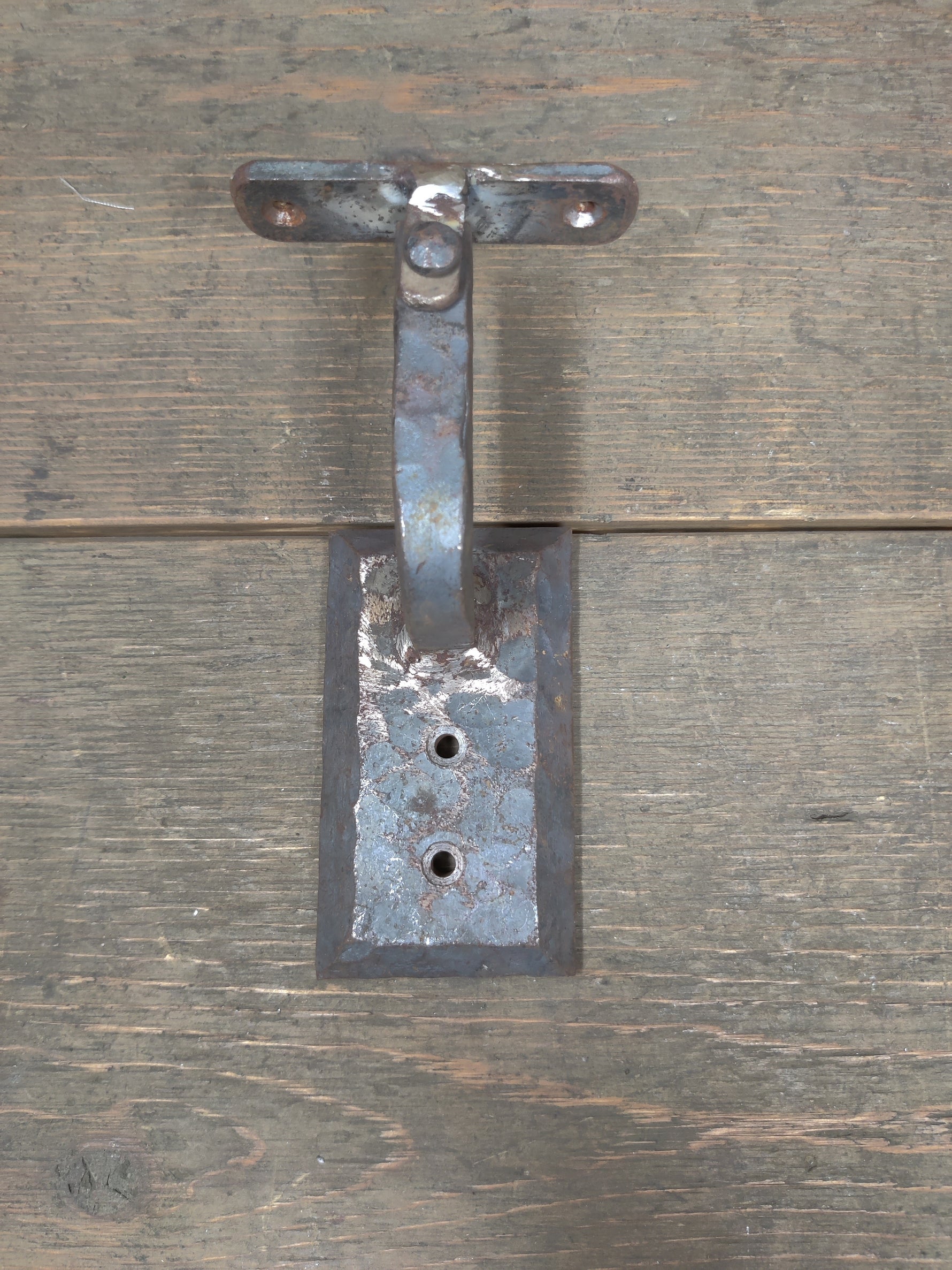 Rustic Farmhouse Handrail Bracket with raw finish
