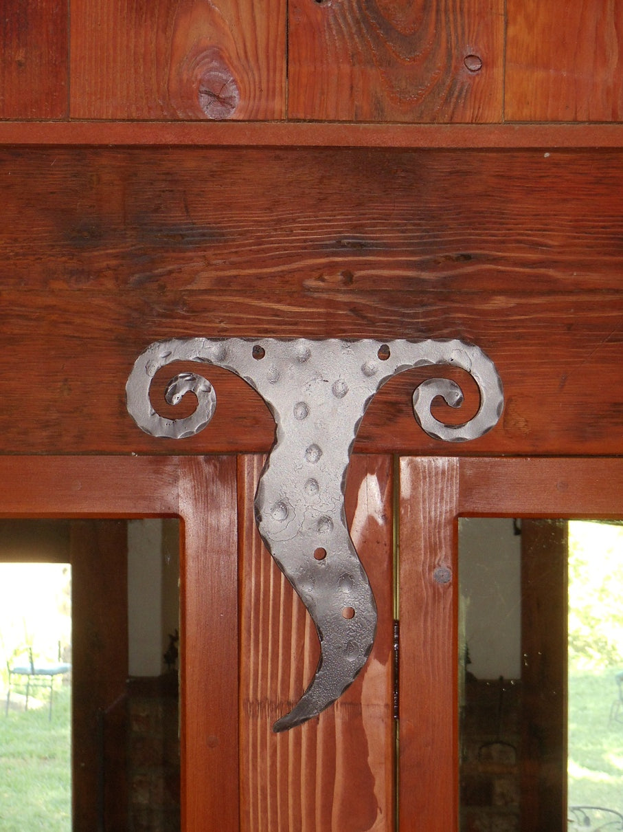 Greek Ionic Iron "T" Strap