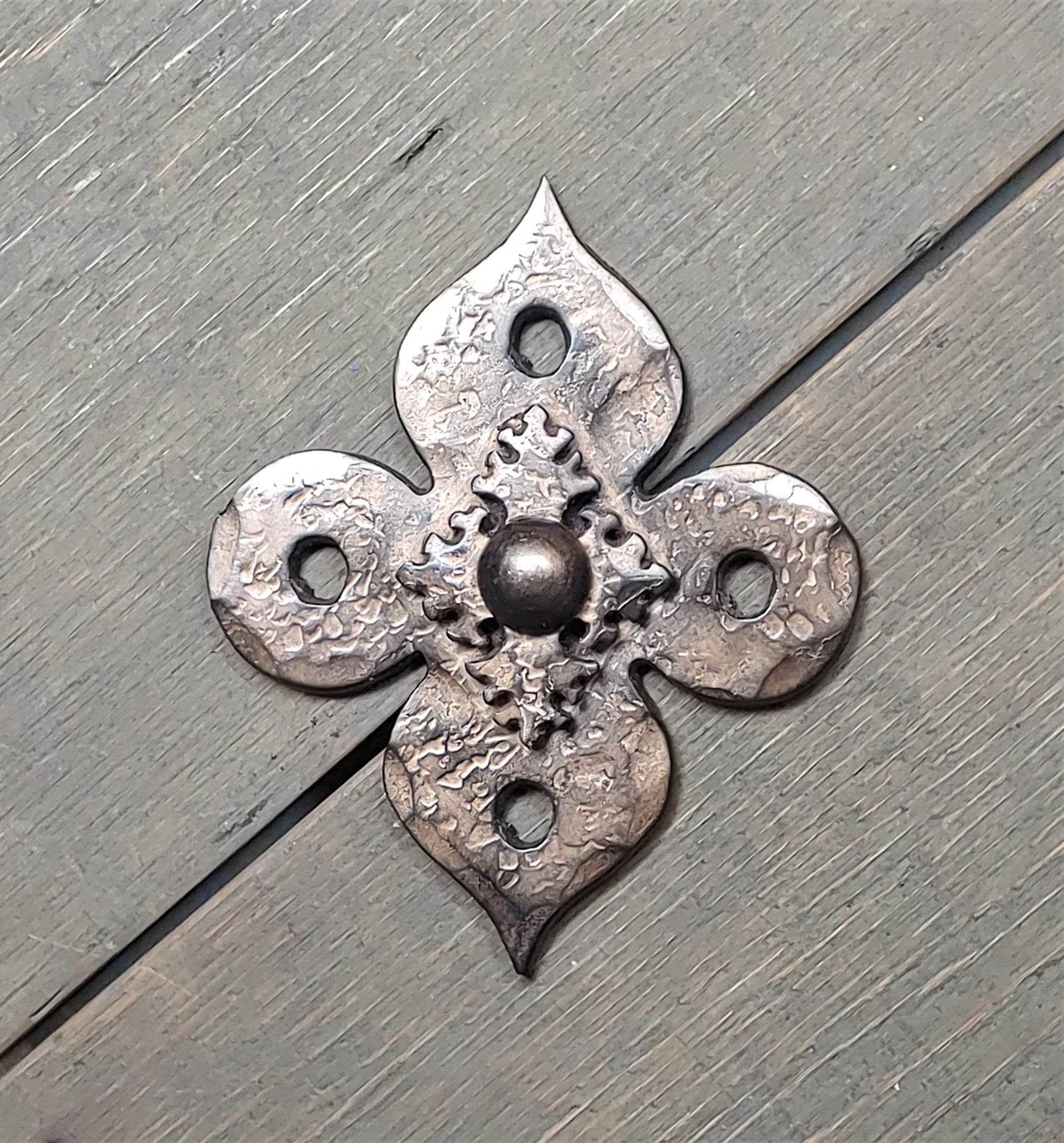 Mediteranean Iron Rosette