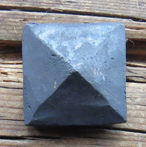 1 1/4" Square Hammered Pyramid Head Clavo - Wrought Iron Bulk Box (60) - Old West Iron