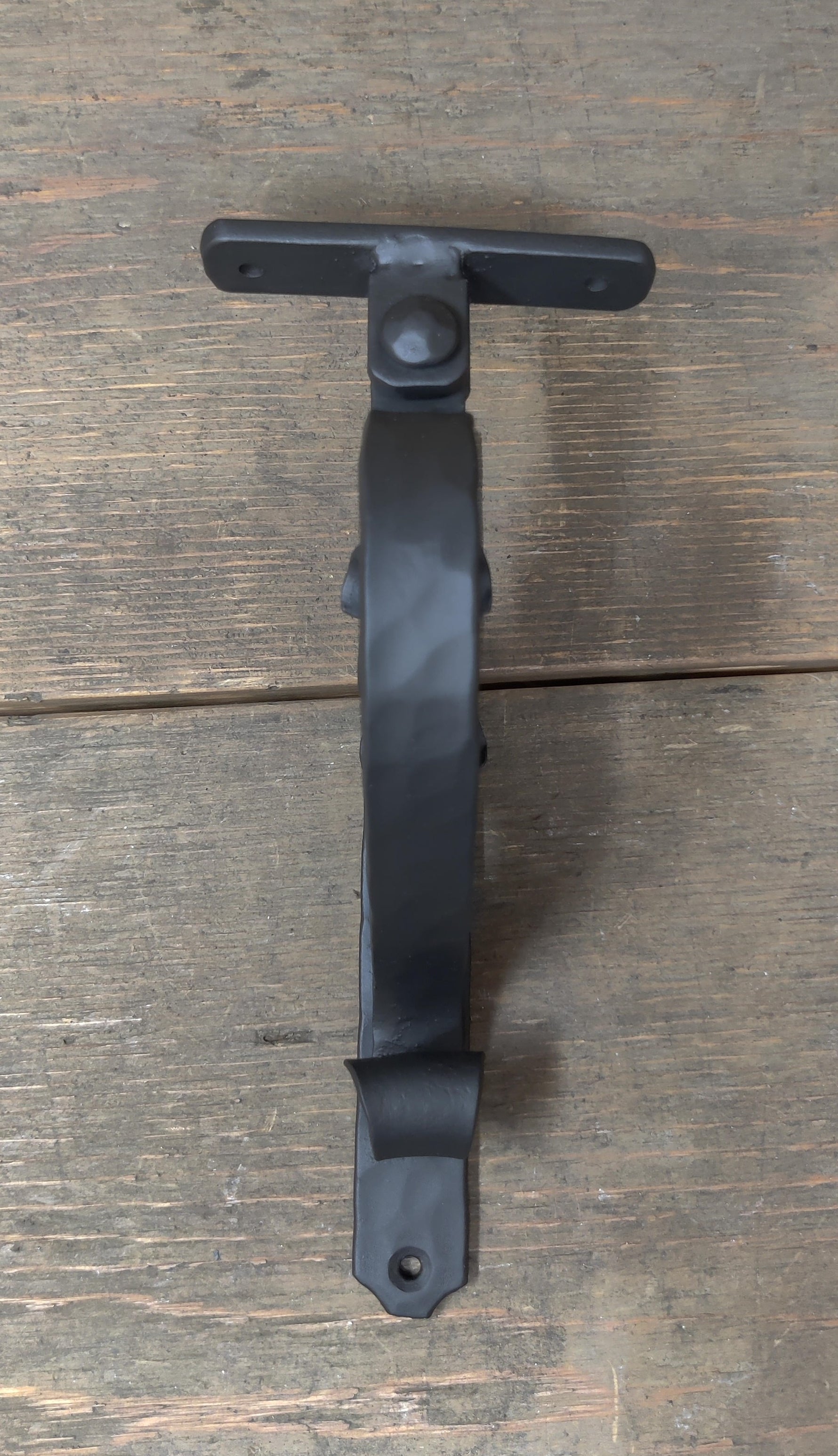 Chateauesque Iron Handrail Bracket black