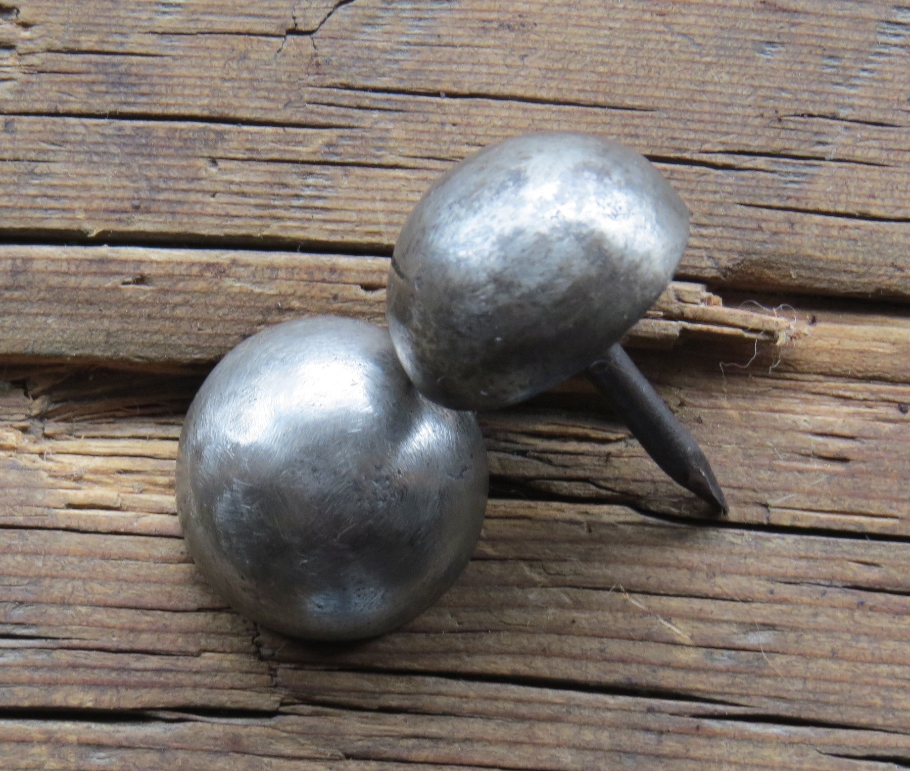 1" Smooth Round Dome Nail