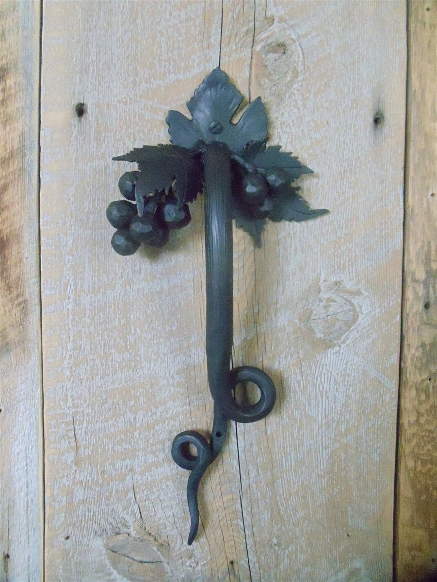 HDP-Grape Grape Vine Door Pull