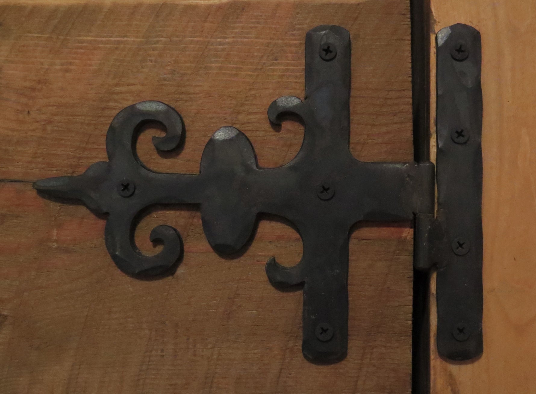 Charnière géorgienne en fer