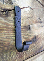 HHH-328 Art Deco Hook