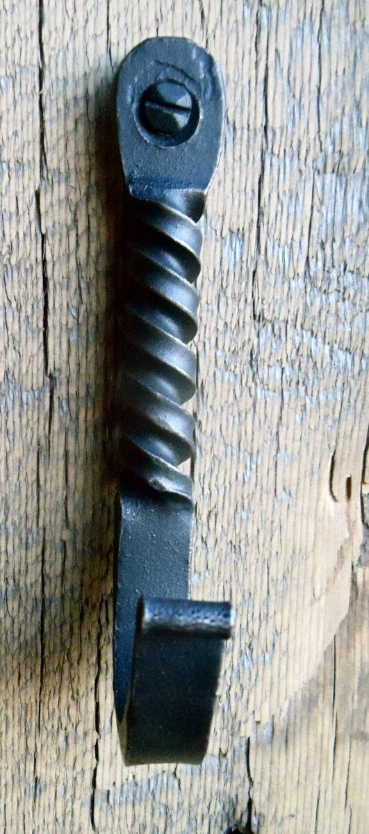 Moorish Twisted Iron Hook