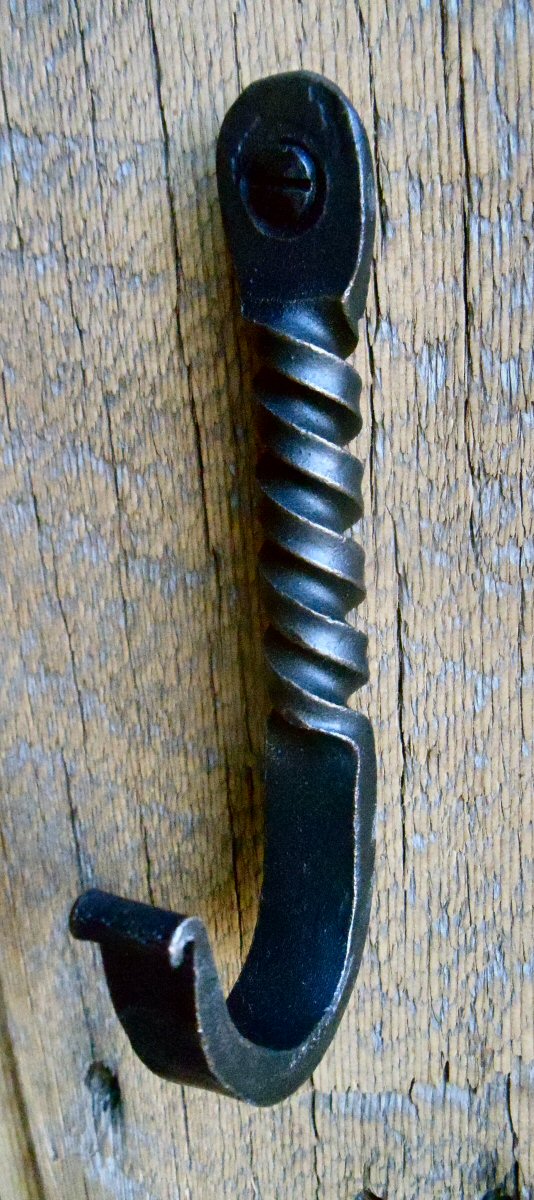 Moorish Twisted Iron Hook