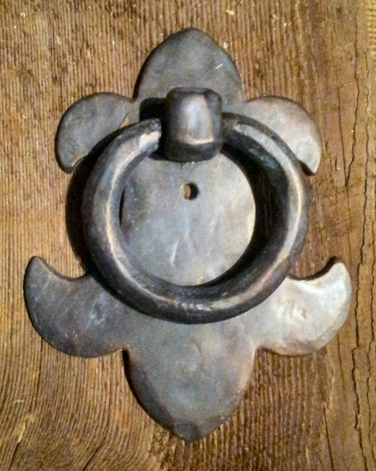 BRITISH FLEUR DE LIS IRON DOOR KNOCKER/RINGPULL Door Knockers Knocker / Ring Pull