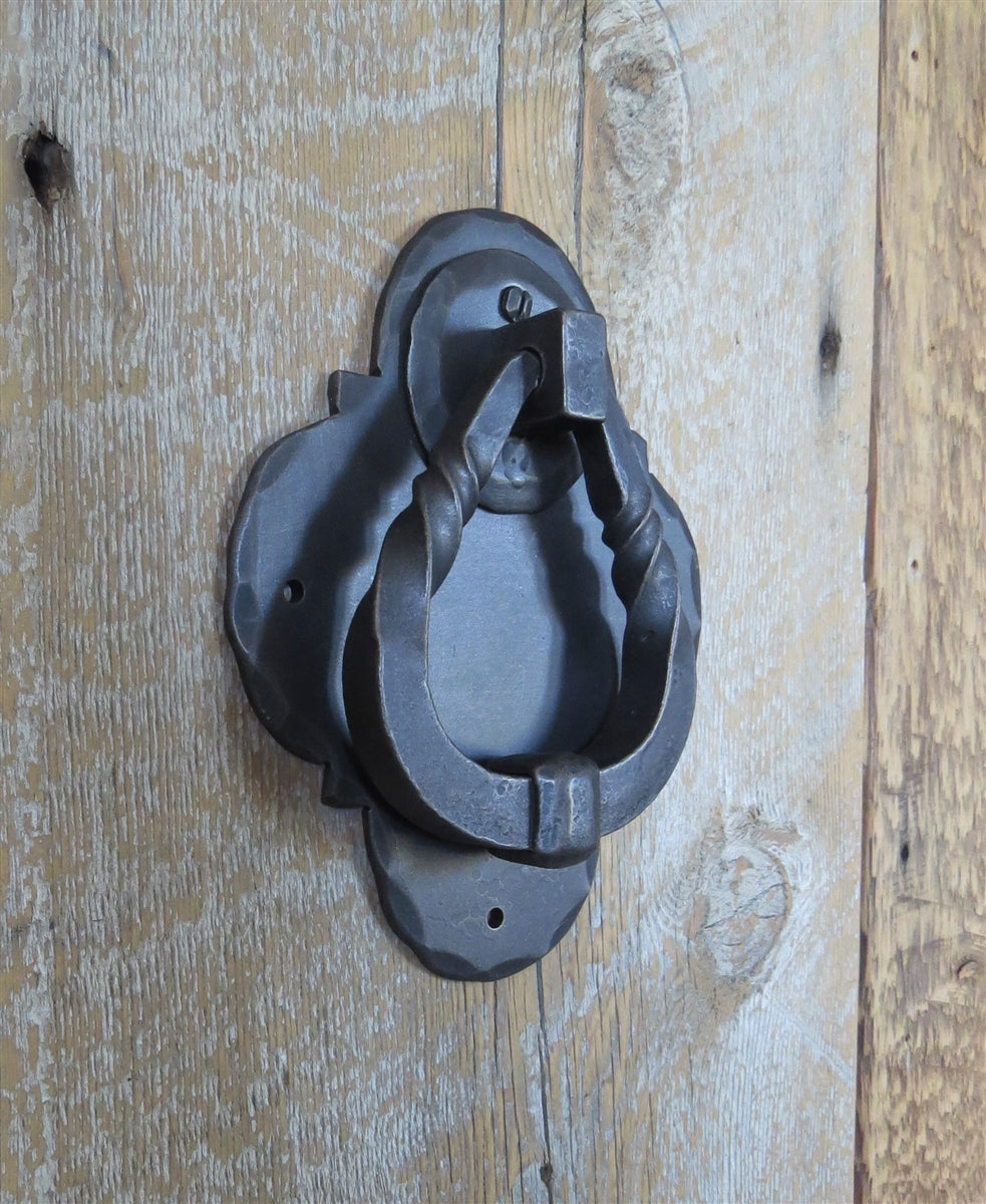 HRP-329 Tudor Revival Iron Door Knocker / Ring Pull