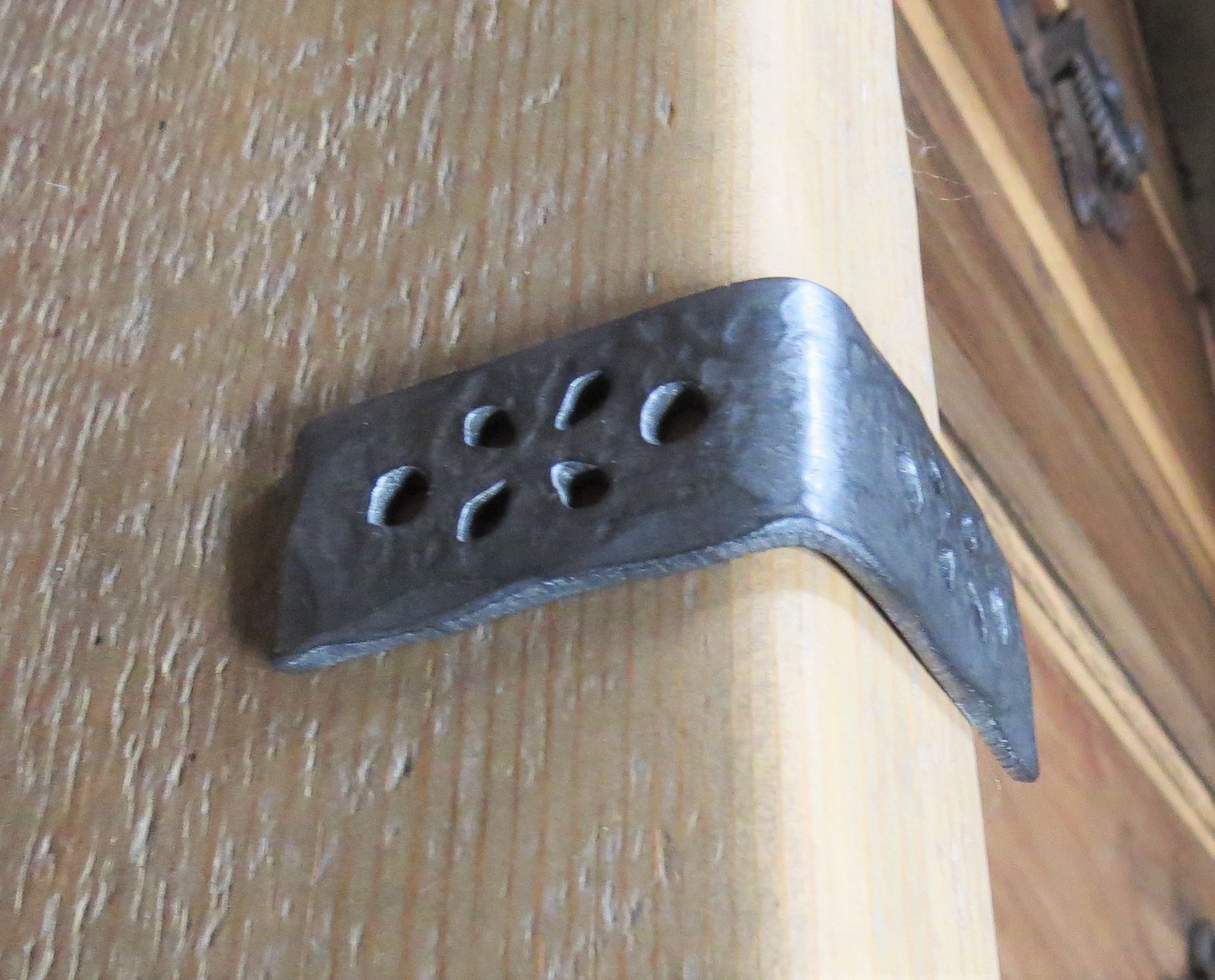 Shabby Chic Iron Angle Brace