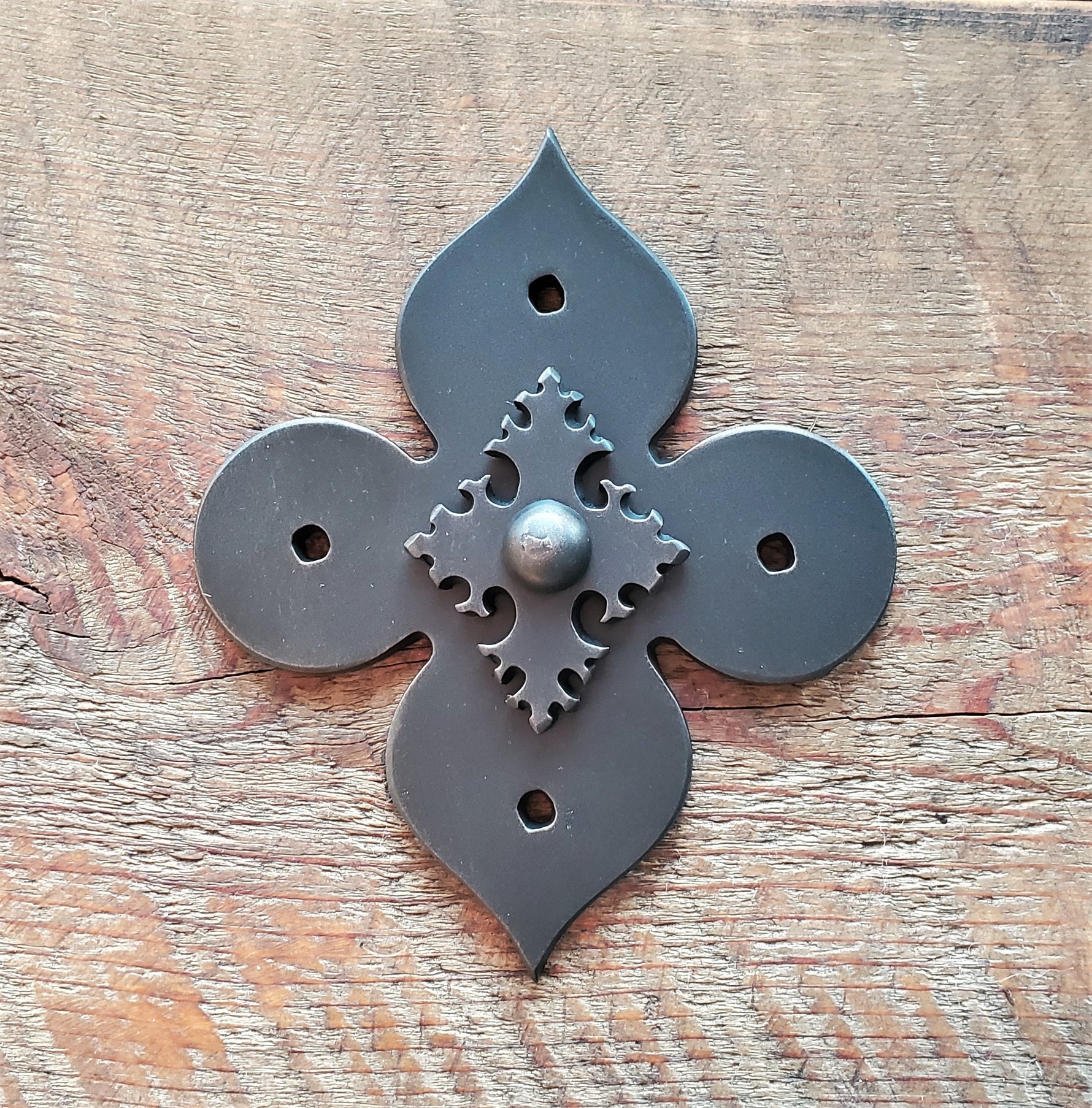 Mediteranean Iron Rosette