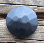 Piquet à tête pyramidale ronde martelée de 1 1/8" x 2"