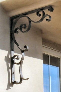 WCC-348 Chateauesque Iron Corbel
