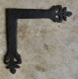 Roman Acanthus Iron "L" Plate - Old West Iron