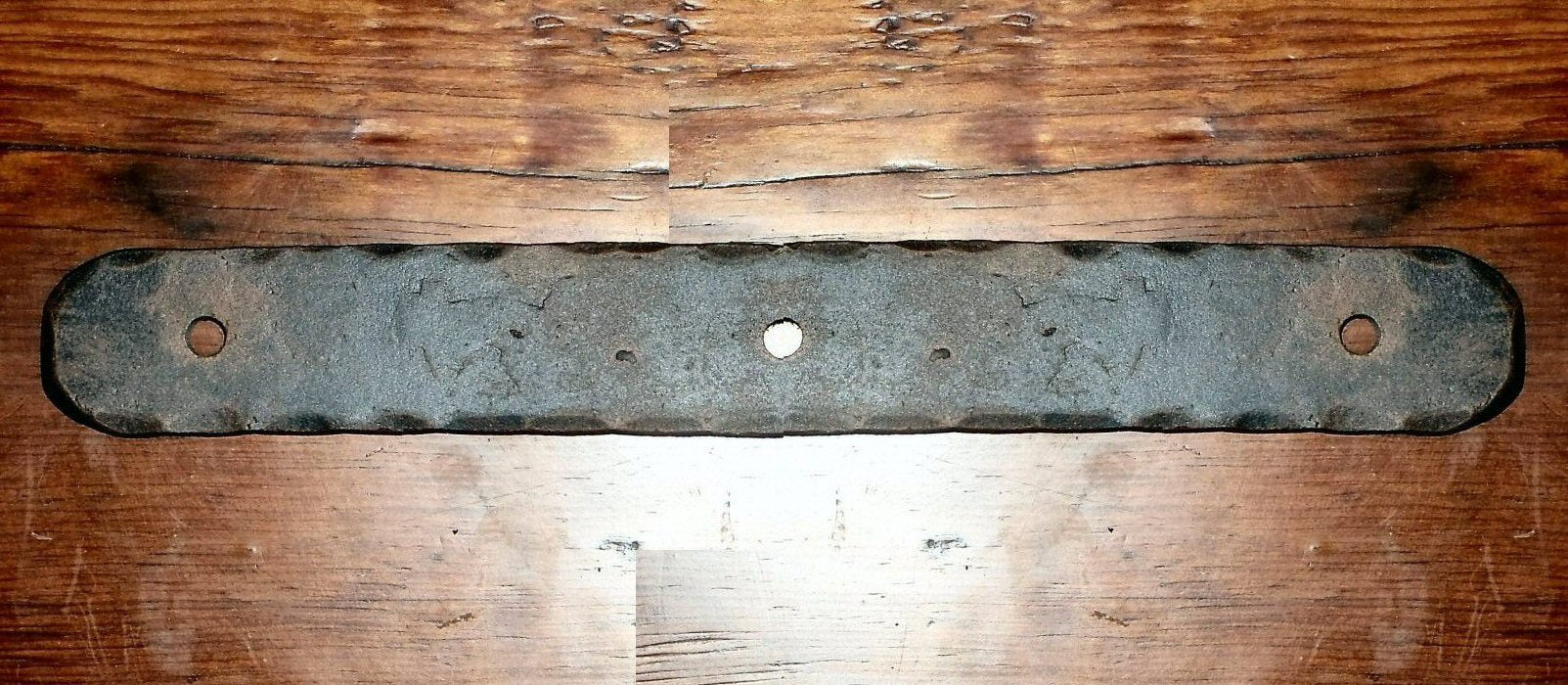 Tuscan Villa Iron Straight Plate