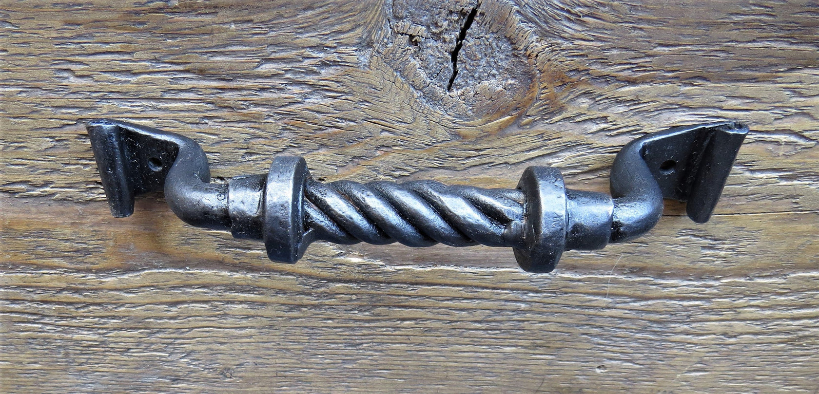 Cabinet Handles – Old West Iron