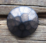 Punta de cabeza de pirámide redonda martillada de 1 1/2" x 2"