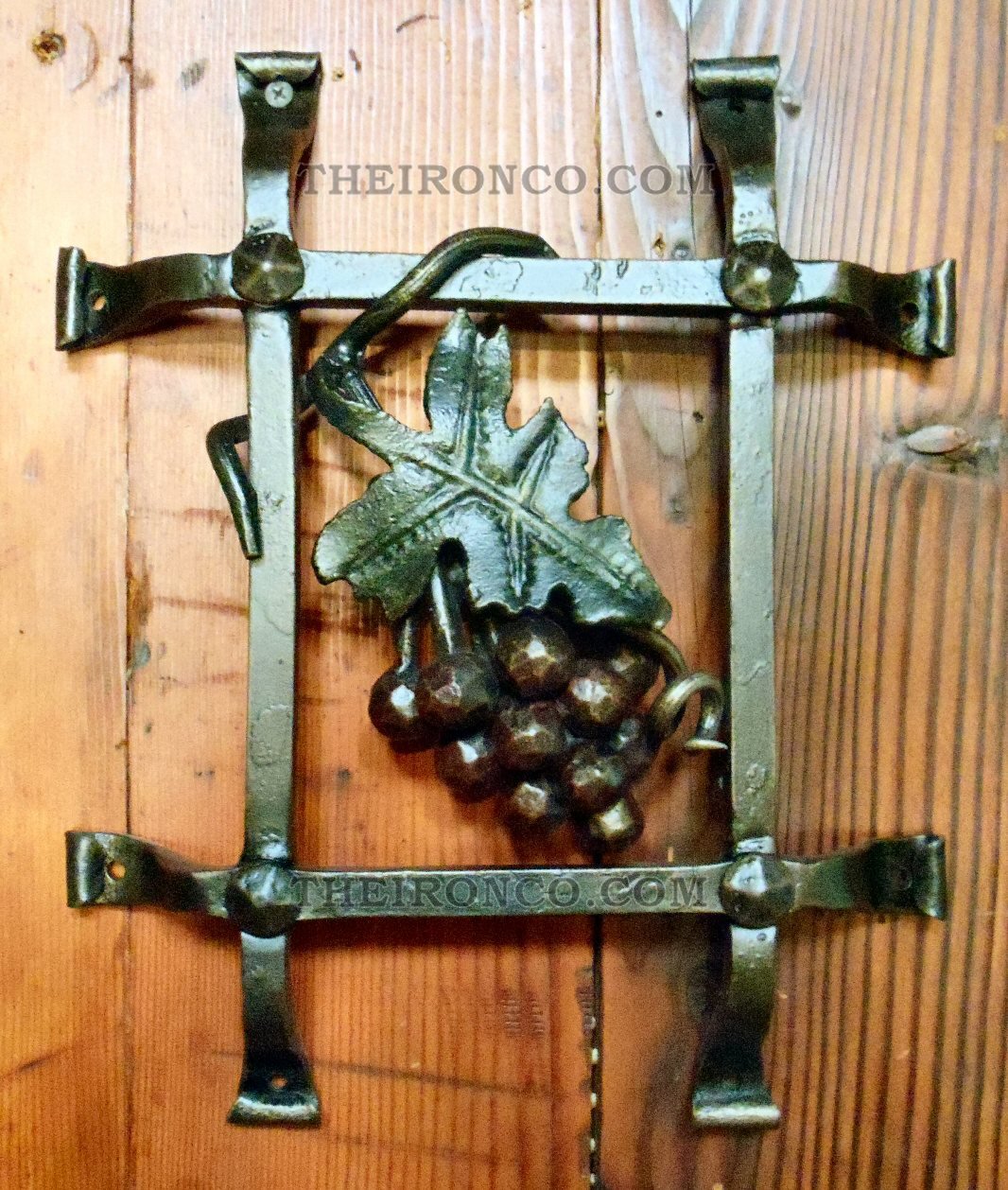 Classic Iron Speakeasy Grill