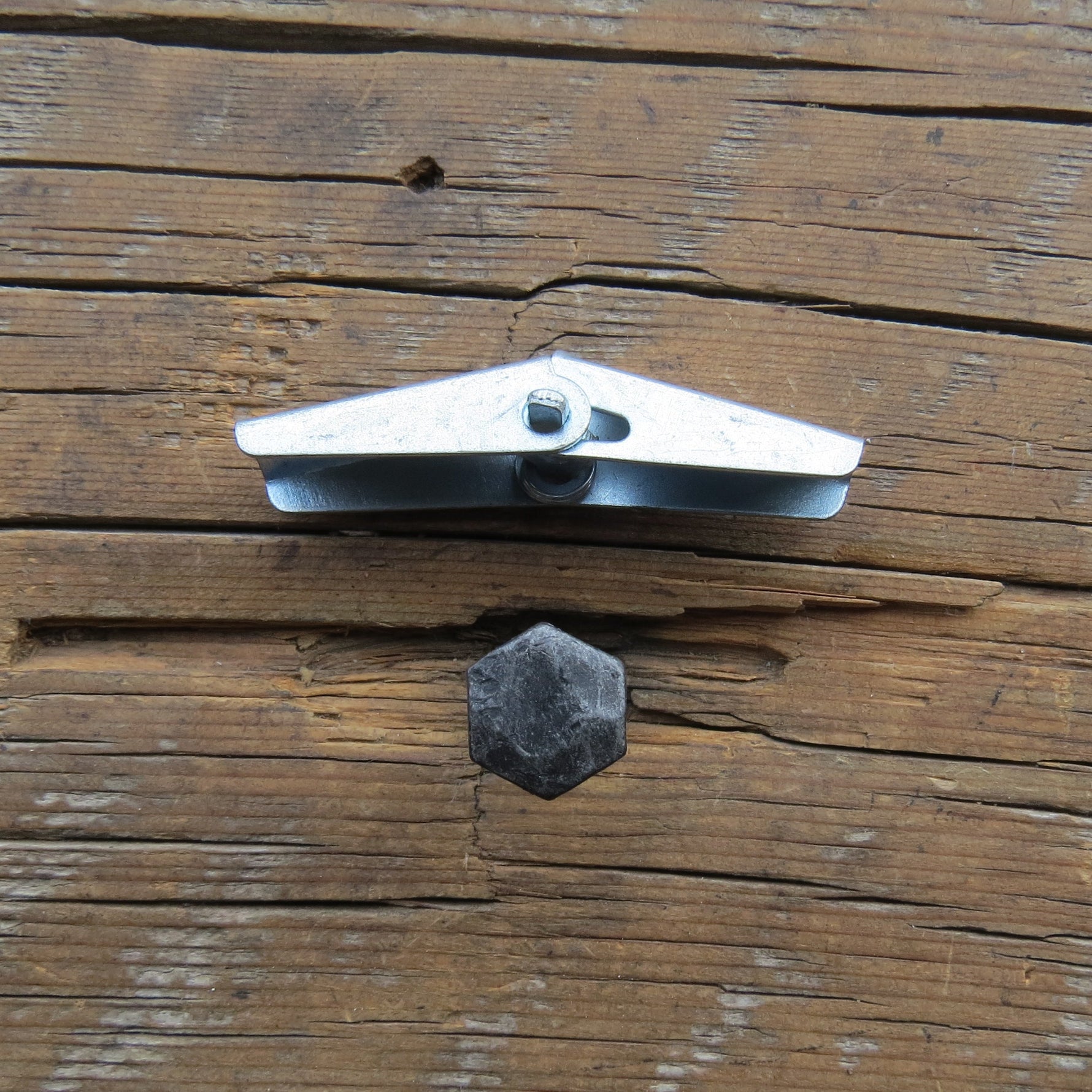 3/8" Hex Head Toggle Bolt