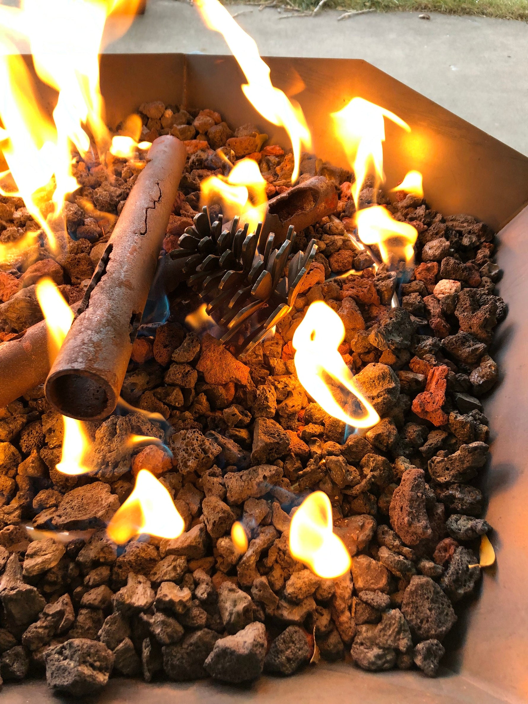 Metal Fire Pit Pinecone Firewood & Fuel Home Accessary