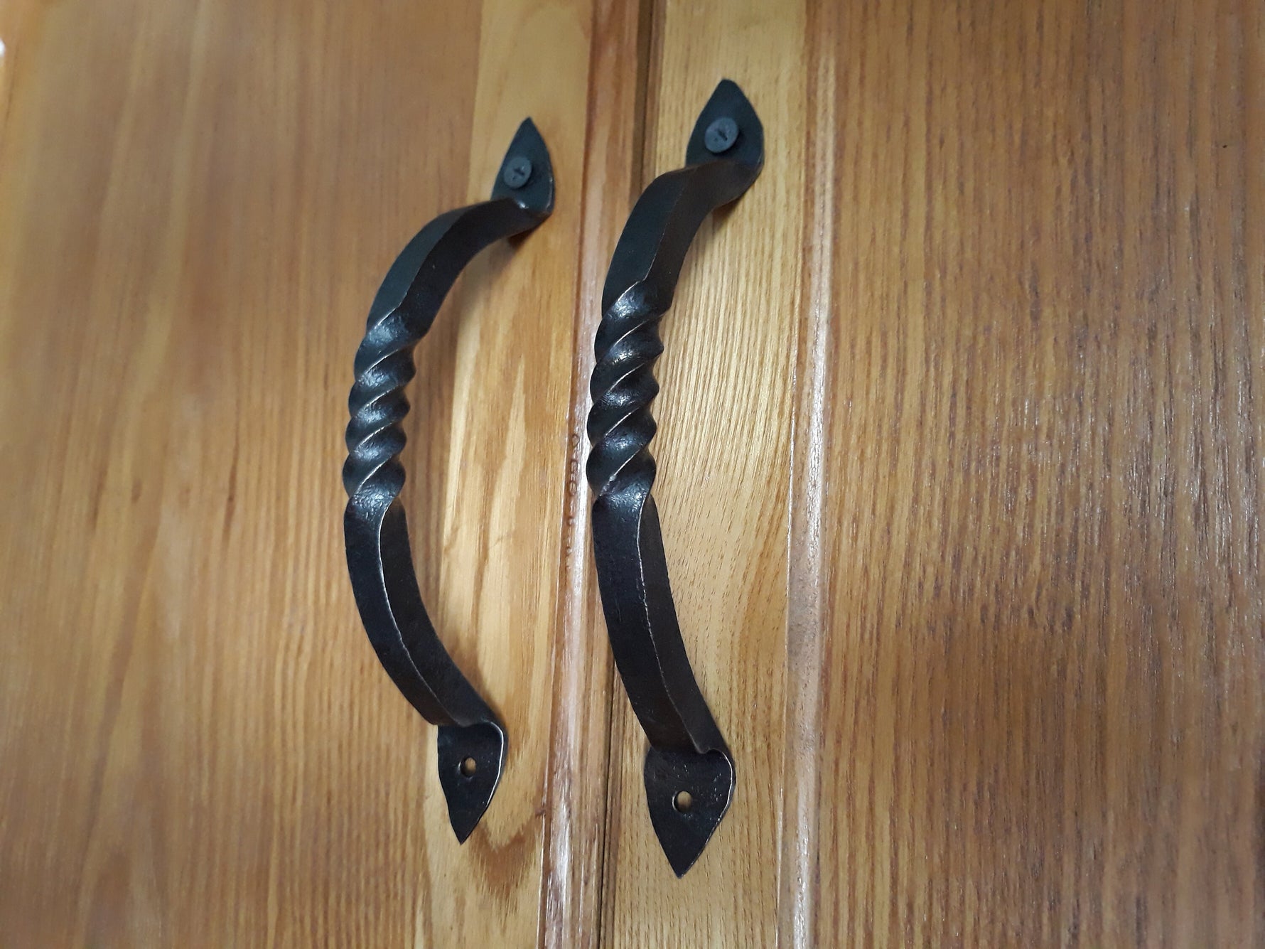 Hand Forged Twisted Iron Cabinet Handle Cabinet Knobs & Handles Door & Furniture