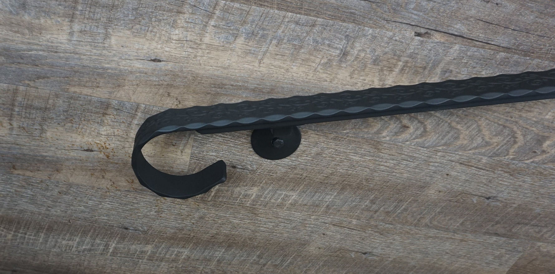 Engraved Hammered Edge Wrought Iron Handrail Handrails Handrail