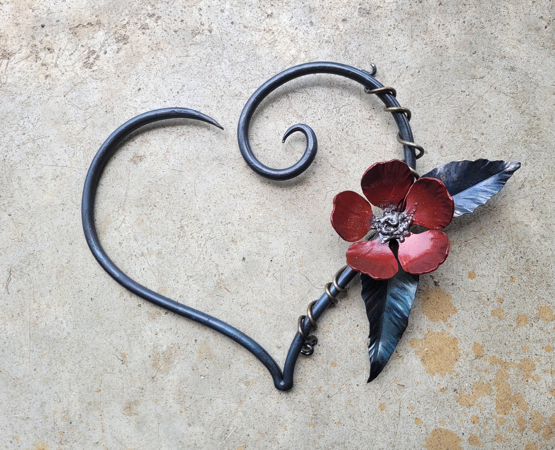 Forged Iron Heart Wall Artwork Decor Decor