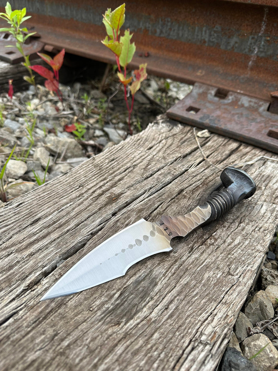 Triceratops Railroad Spike Knife – Old West Iron