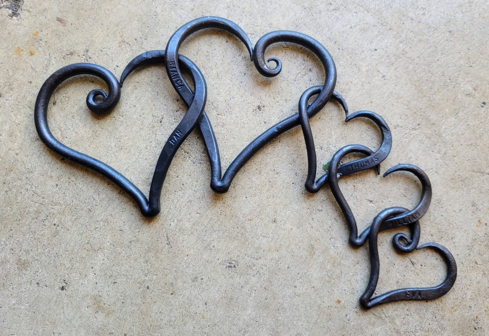 Welded Iron Hearts Sculptures & Statues Girft