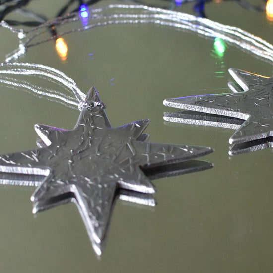 Silver Star Decorations Set of 4, Handmade Hammered Metal Aluminium Star Original Tree Decs and Home Garland and Fireplace Decor UK Hooks