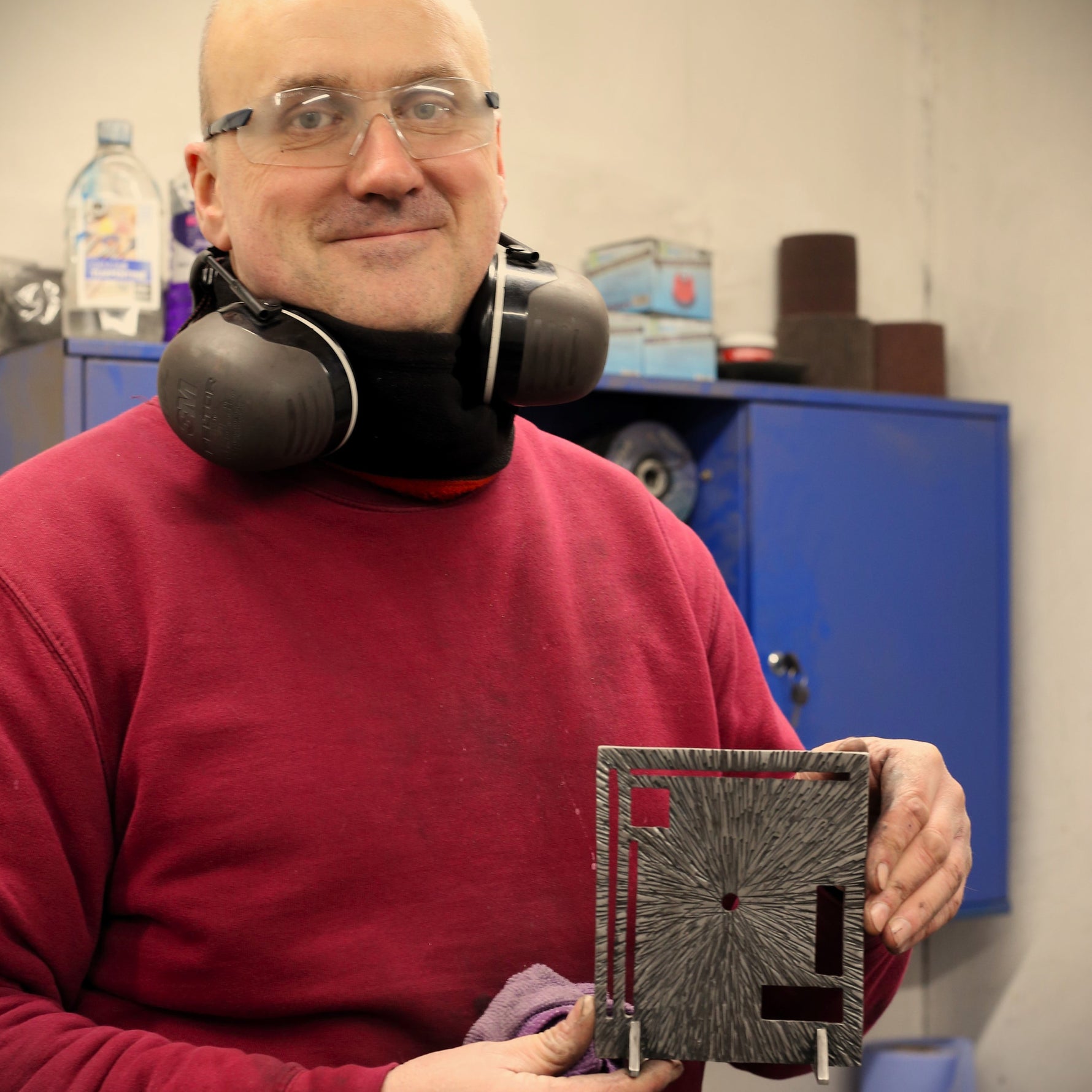 11th Anniversary Steel Clock, Traditional Wedding Gift, Handmade Desk Clock with Dials, Analogue Mechanism Timepiece Couples Gift Hooks