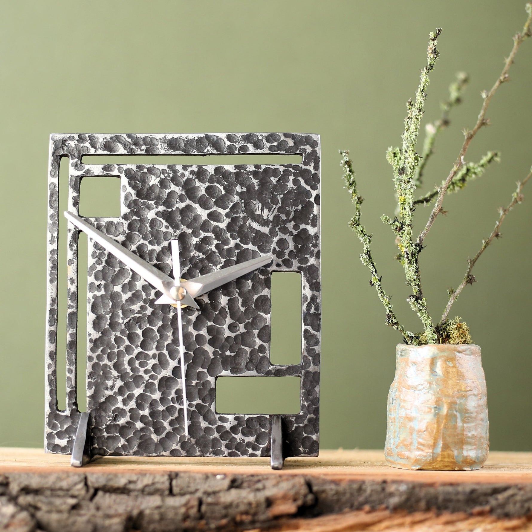 11th Anniversary Steel Clock, Traditional Wedding Gift, Handmade Desk Clock with Dials, Analogue Mechanism Timepiece Couples Gift Hooks