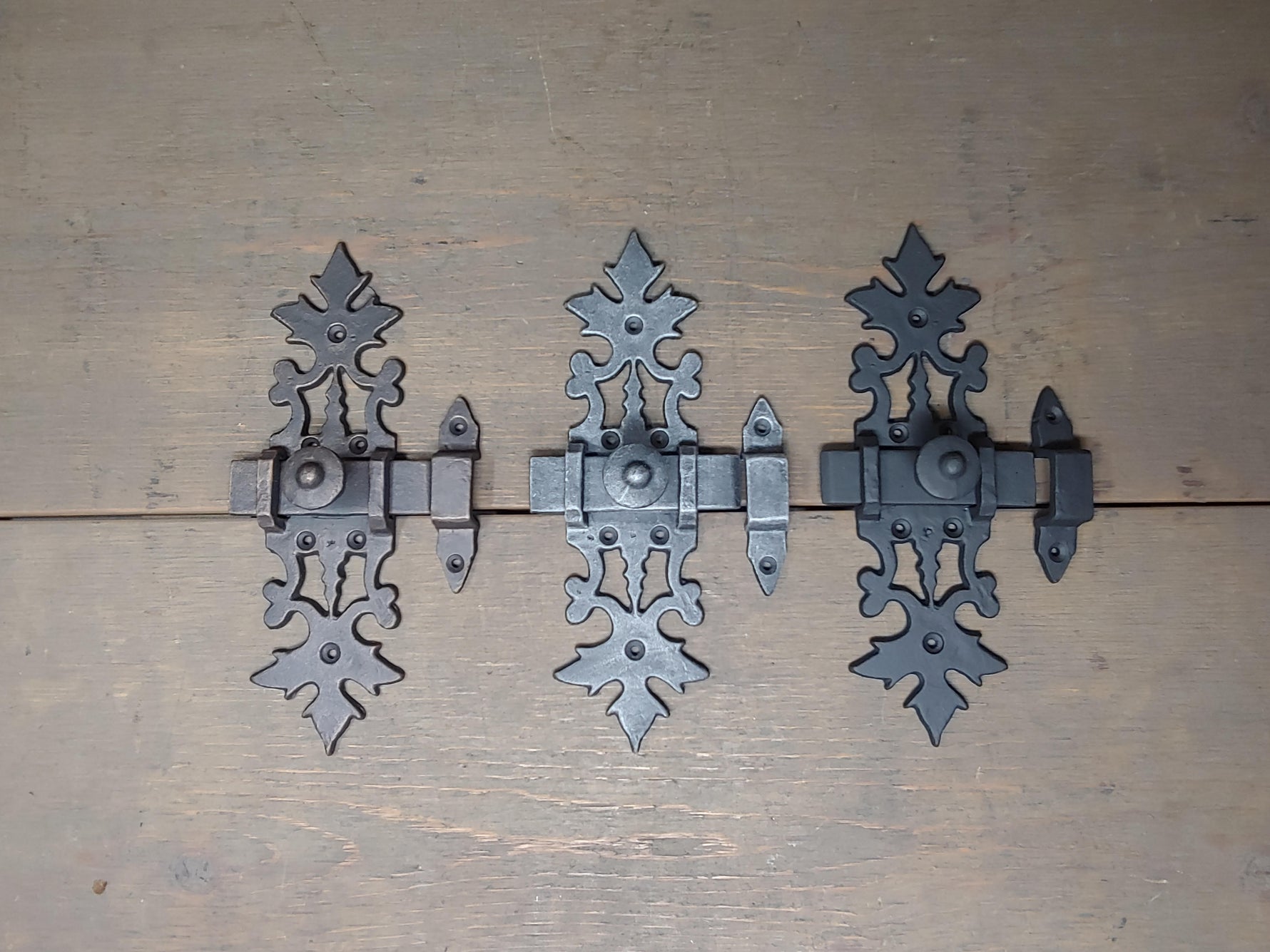 Roman Acanthus Iron Latch Latches Latches