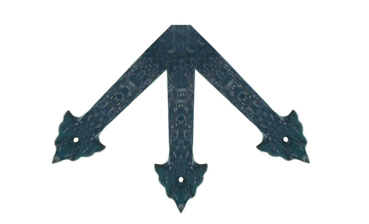 Early American Iron Ridge Center Plate